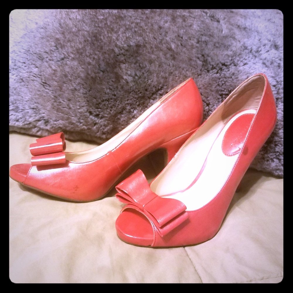 Studio Paolo Faux Patent Leather Bow Heels